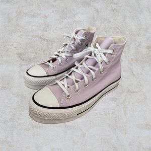 Women's High-Top Sneakers in Light Purple/Lilac